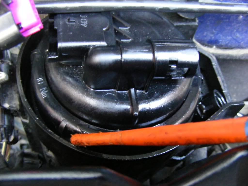 Astra H 1.9 CDTi HOW TO Change the fuel filter Astra Owners Network